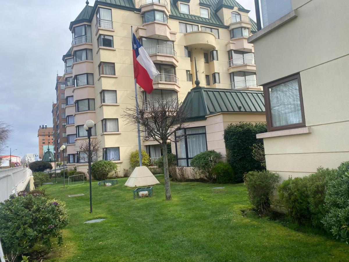 Centrico Depto 2 Habitaciones En Pto Montt Con Estacionamiento Puerto Montt Bagian luar foto